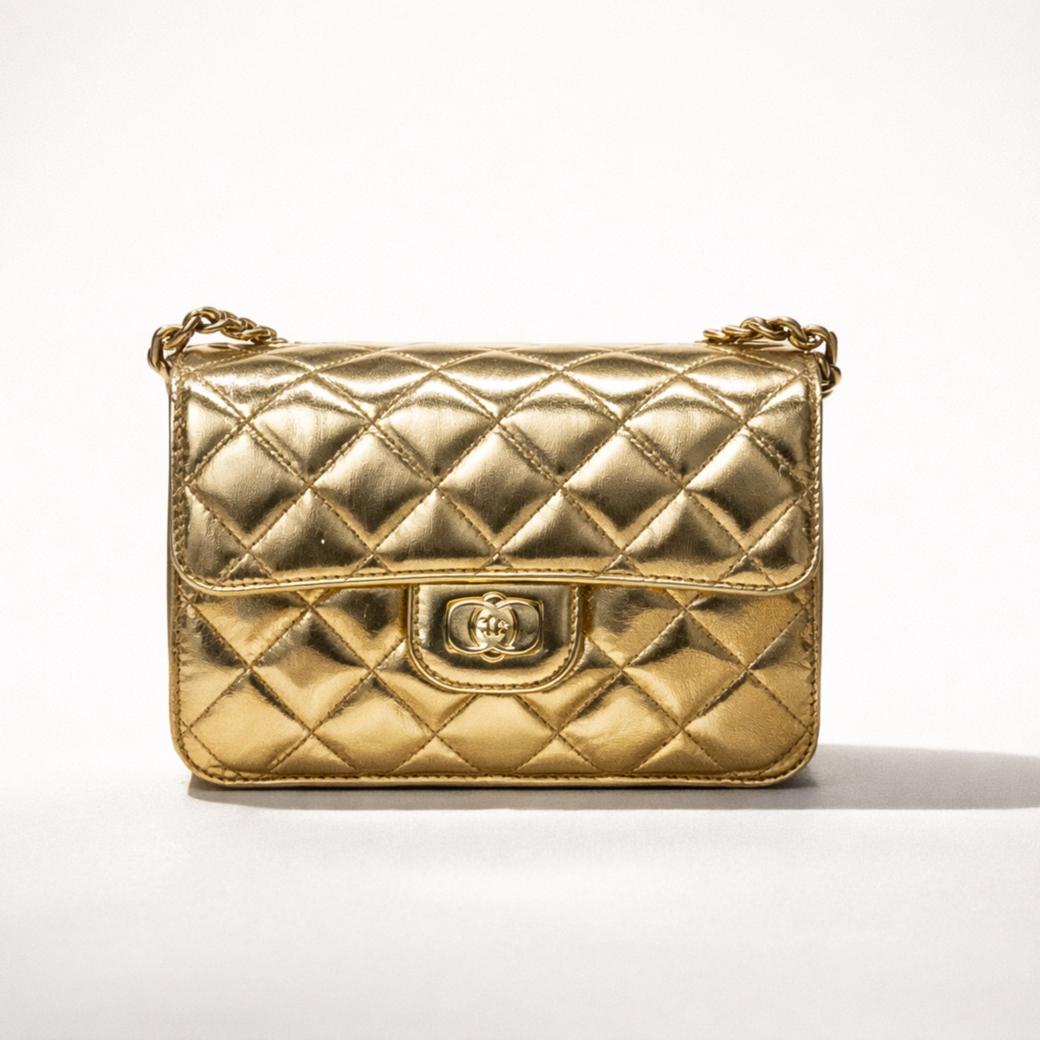 GIULIA BAG – Borsa a Tracolla in Vera Pelle Trapuntata con Catena Oro