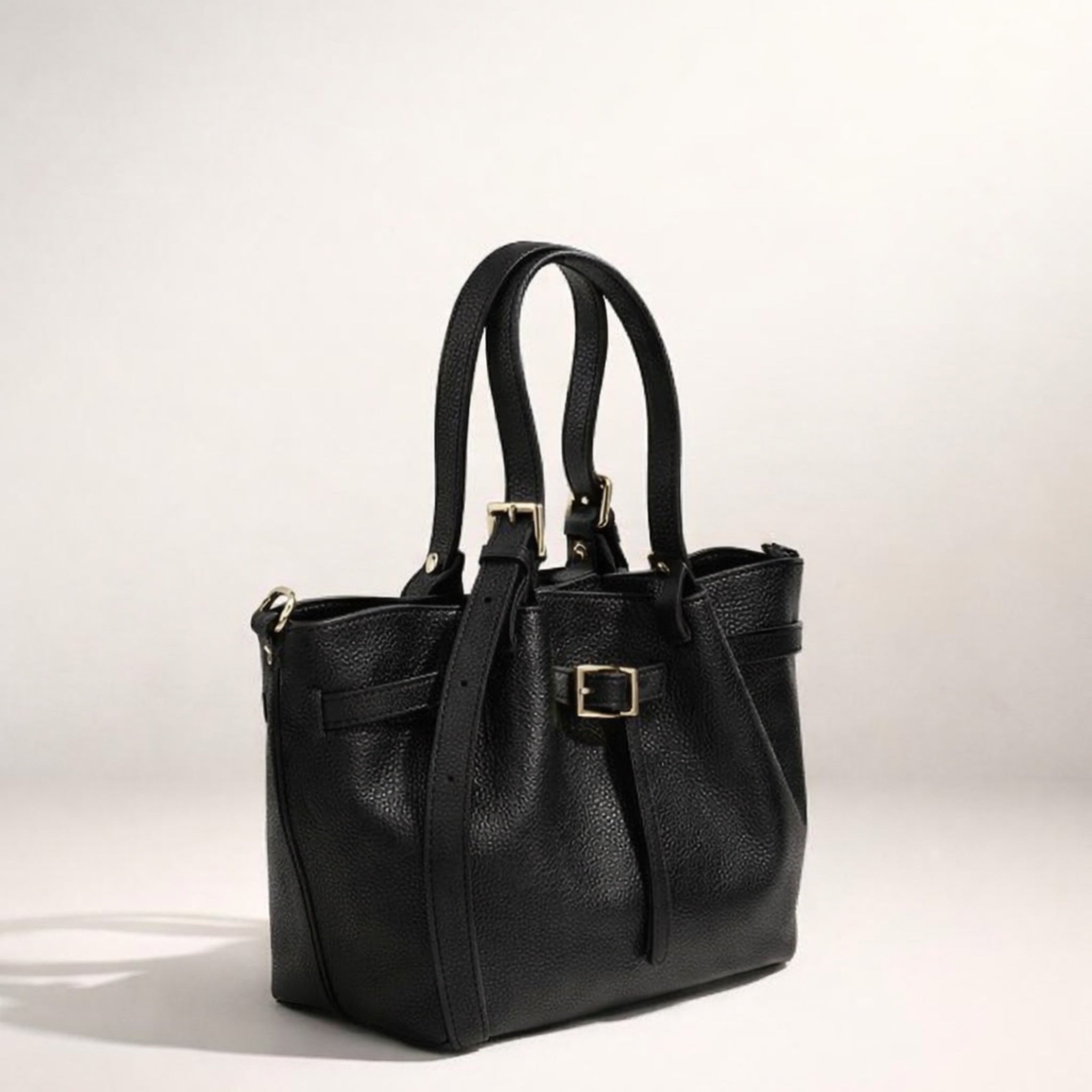 GAIA BAG SMALL NERO – Borsa in Vera Pelle Compatta ed Elegante