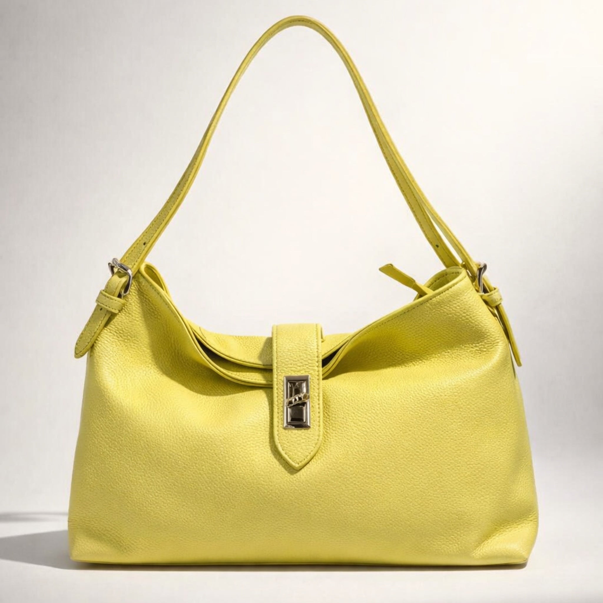 Simona  – Borsa a Spalla in Vera Pelle Elegante con Chiusura Gioiello