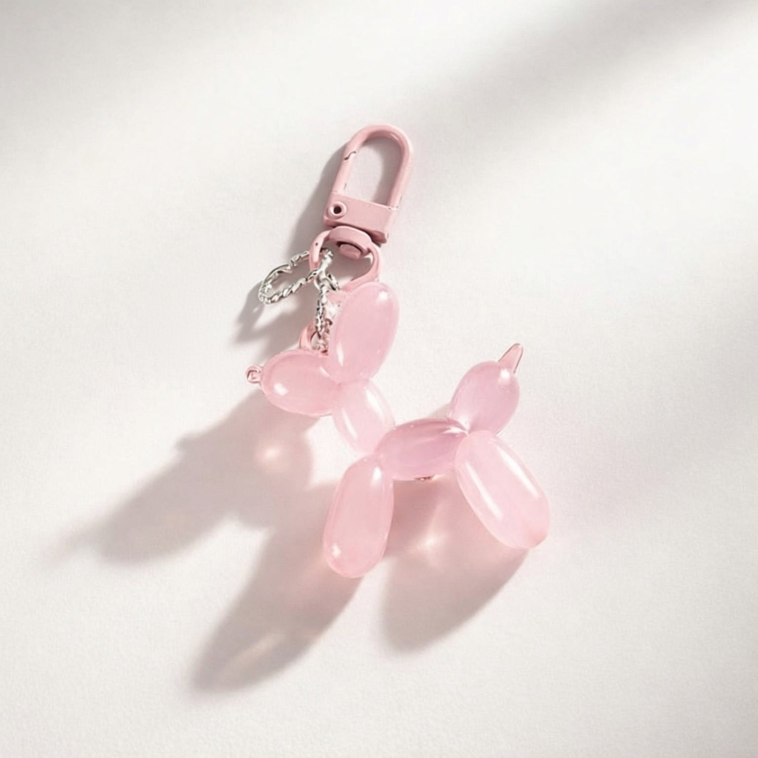 Charms Cane Balloon Nero con Cuori – Portachiavi Fashion per Borsa Donna.